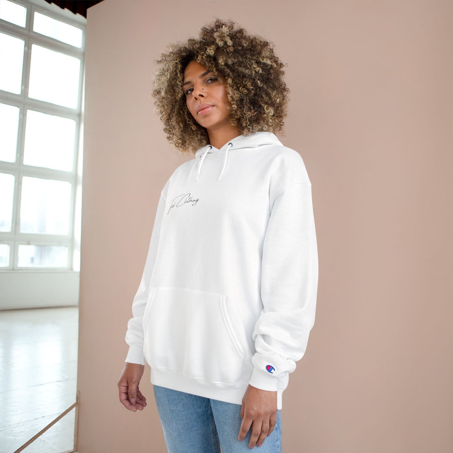 Stylish Champion Hoodie - Trendy Unisex Pullover for Casual Comfort